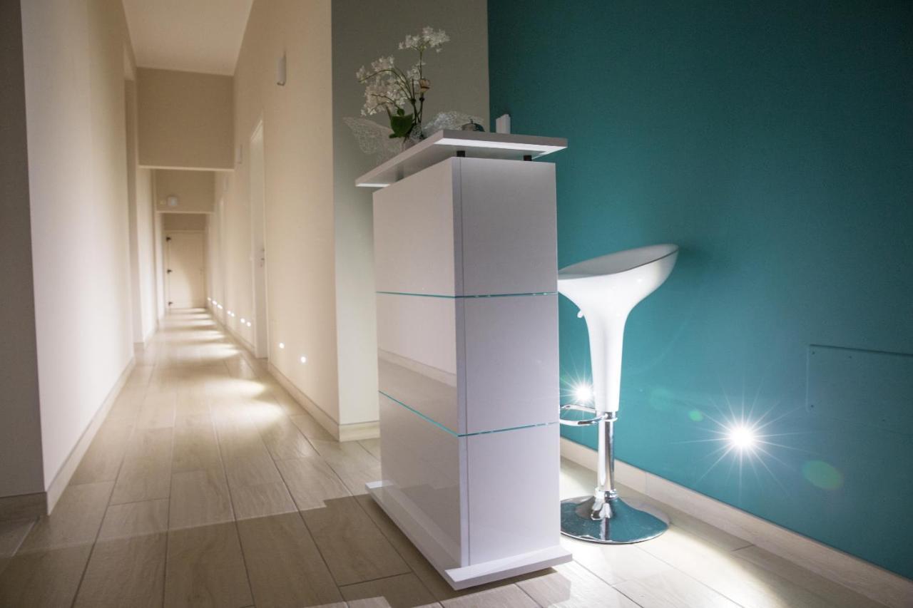 Gleda Rooms Deluxe ปอมเปอี ภายนอก รูปภาพ