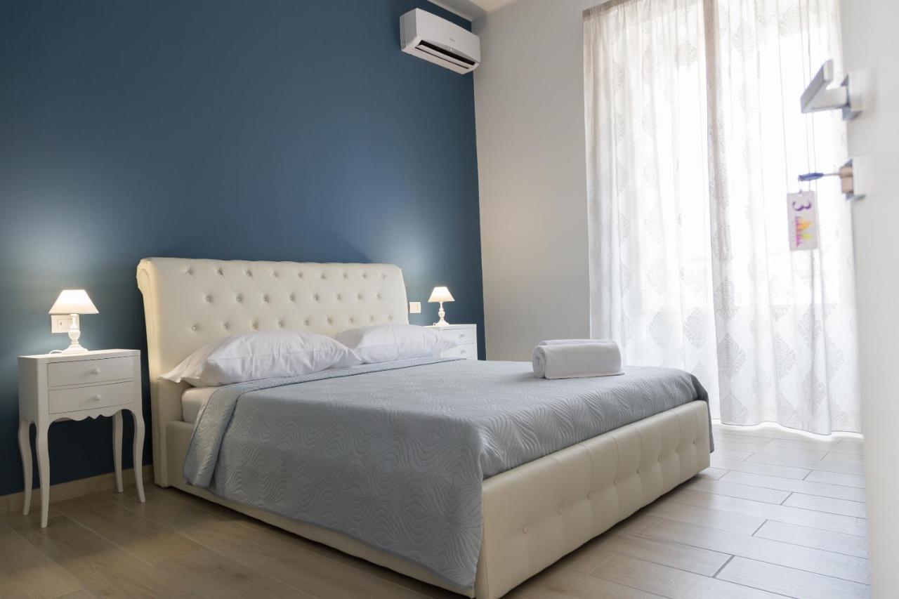 Gleda Rooms Deluxe ปอมเปอี ภายนอก รูปภาพ